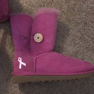 Brand new pink Ugg’s